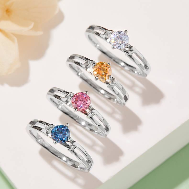 扭臂蝴蝶结S925银镀白金MoissaniteWomen's Ring50分D级